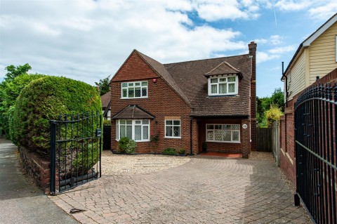 View Full Details for Carlton Avenue, Broadstairs