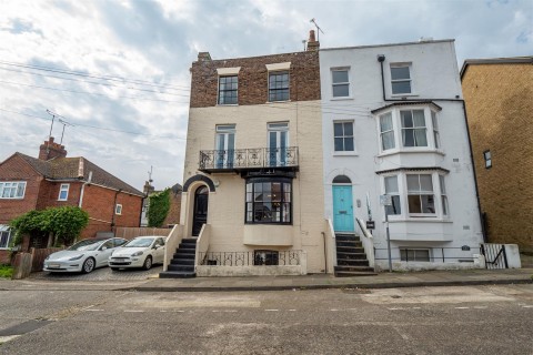 View Full Details for 4, Prospect Road, Broadstairs, Kent, CT10 1LD